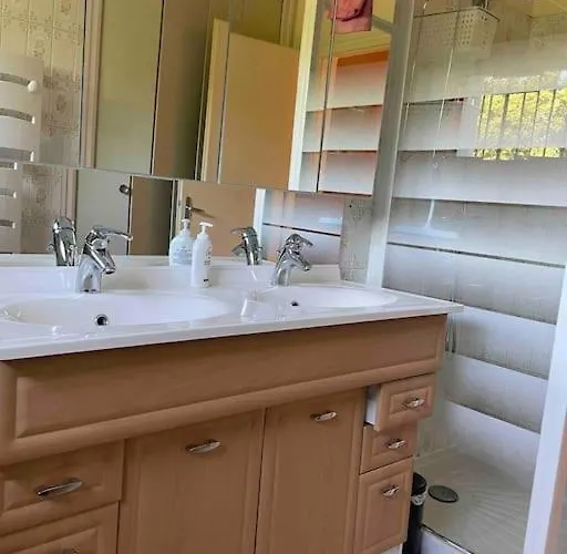 빌라 Villa - 14 Beds - Snooker - Jacuzzi - Loft Cinema - 800M Bugatti - 24H Du Mans